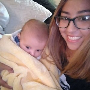 Meet your Posher, April